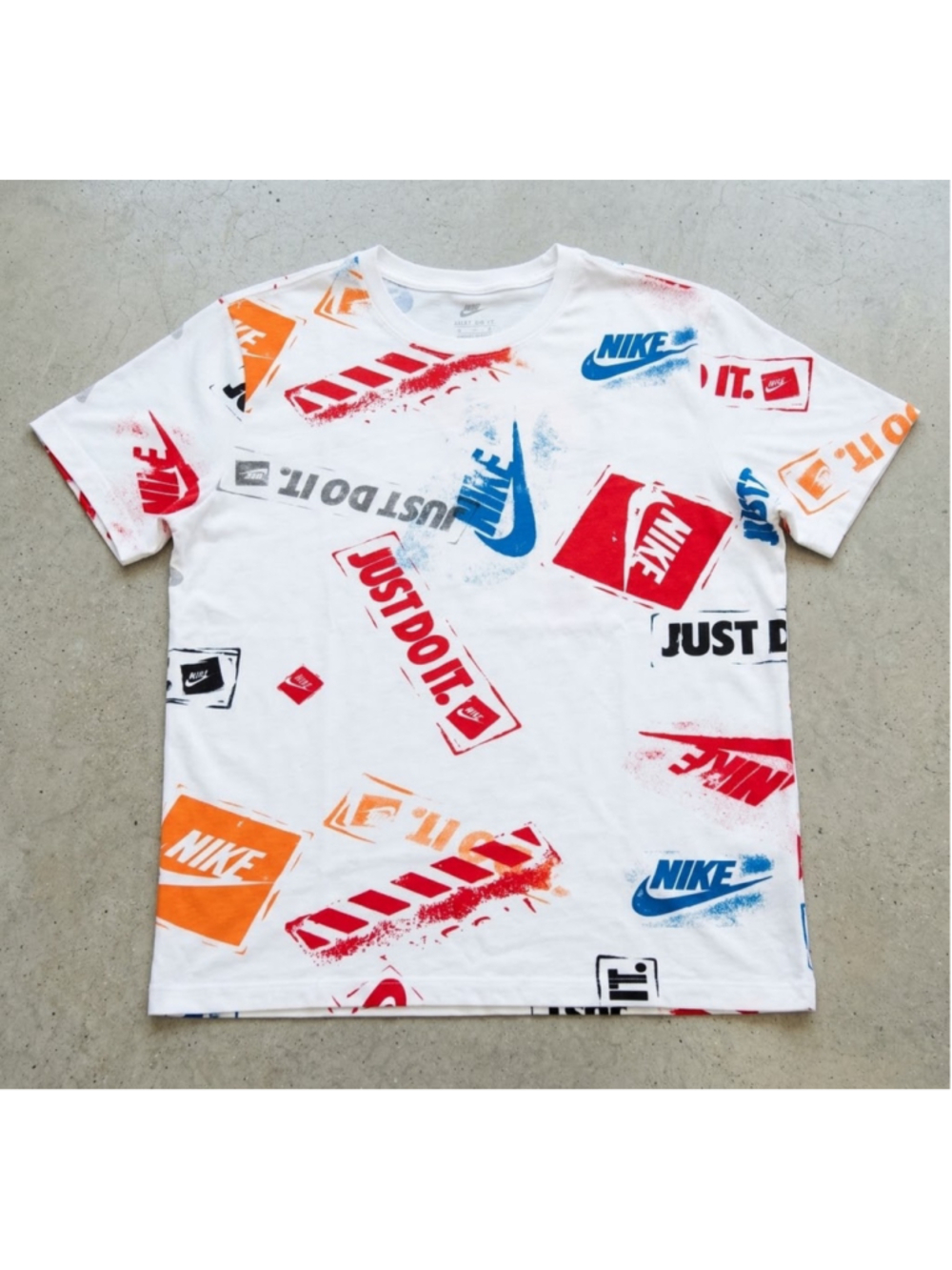 Nike Sportswear Camiseta Remix T Shirt All Over Print Mens Size XL